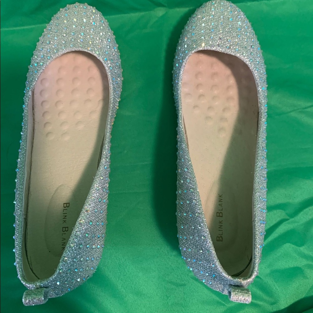 Blink Blank sparky low heels